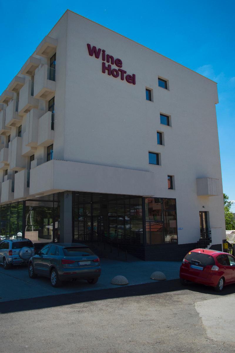 Wine Hotel